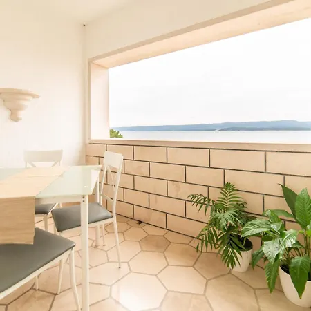 Cosy In Centre With Loggia&seaview