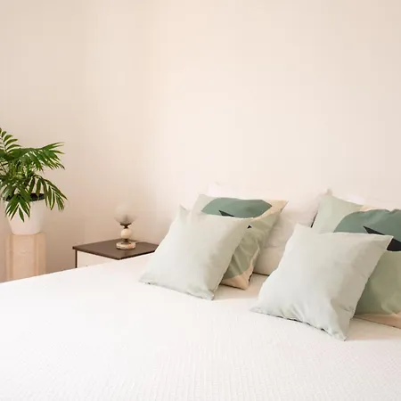 Cosy In Centre With Loggia&seaview Apartamento Bol