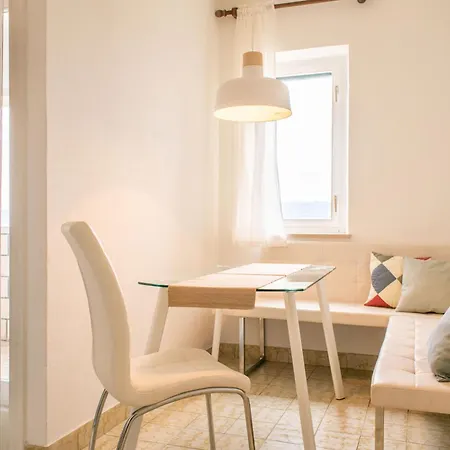 Cosy In Centre With Loggia&seaview Daire