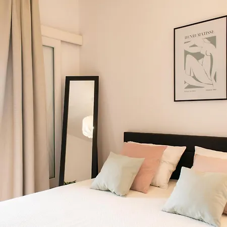 Cosy In Centre With Loggia&seaview Apartamento Bol