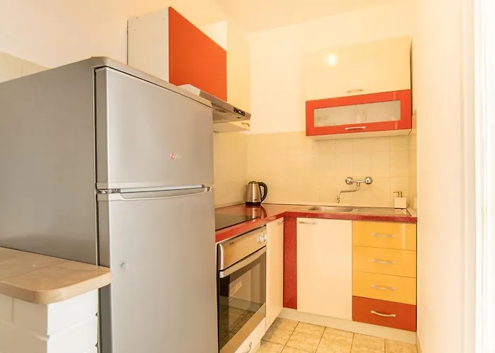 Daire Cosy In Centre With Loggia&seaview